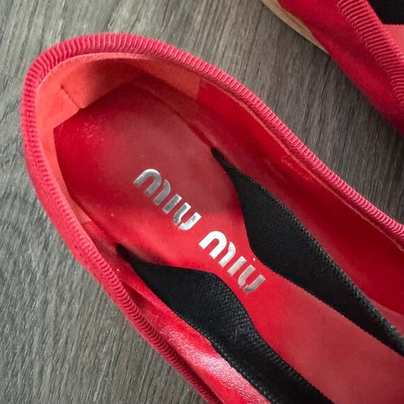 Miu Miu Red Satin Dainty Leather Bow Ballet Flats 36 Logo Strap Shoes Holiday - Picture 4 of 8